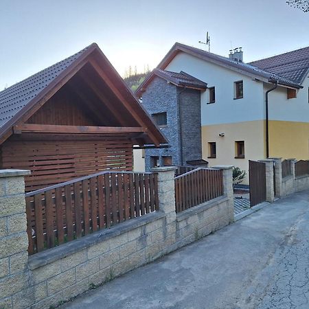 Vila Pohoda Javorniky S Rozlahlym Pozemkom Makov Ngoại thất bức ảnh